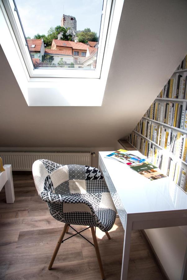 Apartman Veritas Mikulov Eksteriør bilde